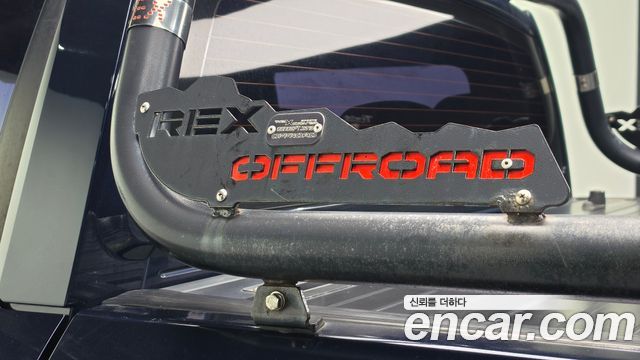 KG Mobility Rexton 2018 — photo 20