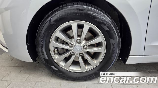 Hyundai AVANTE 2019 — photo 5