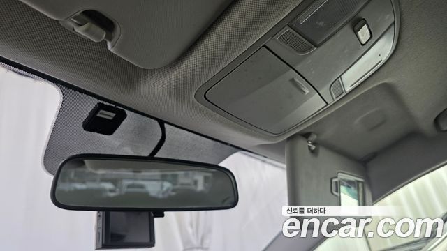 Hyundai AVANTE 2019 — photo 23