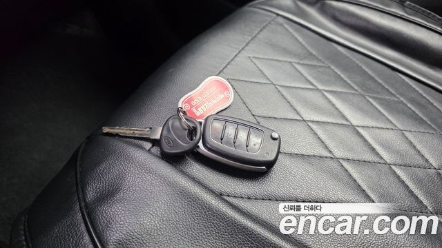 Hyundai AVANTE 2019 — photo 25