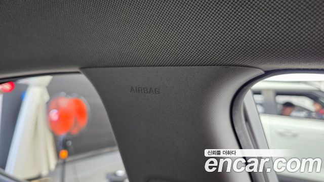 Hyundai AVANTE 2019 — photo 30