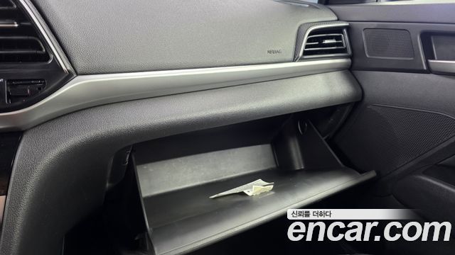 Hyundai AVANTE 2019 — photo 31