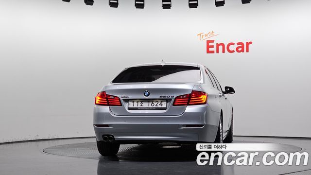 BMW 5-Series 2015 — photo 4