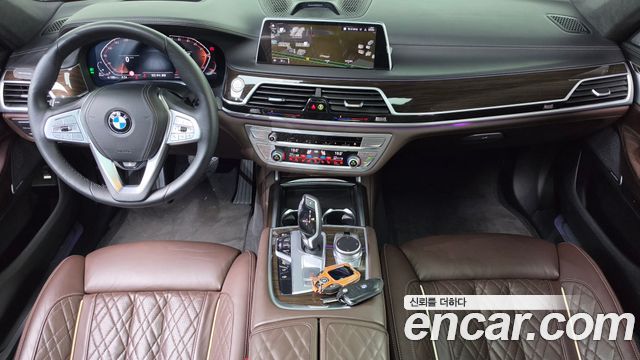 BMW 7-Series 2022 — photo 7