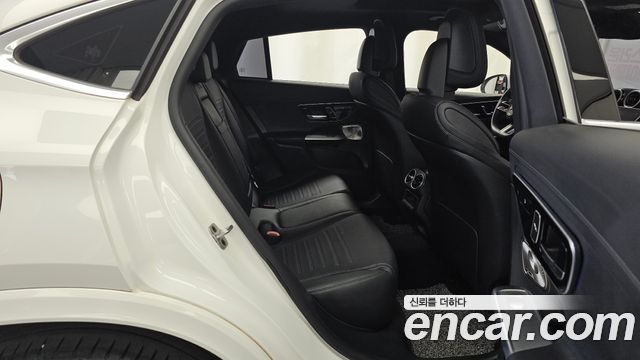 Mercedes-Benz GLC-Class 2024 — photo 18