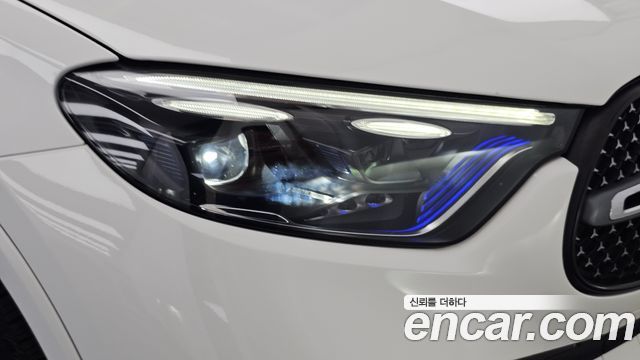 Mercedes-Benz GLC-Class 2024 — photo 8