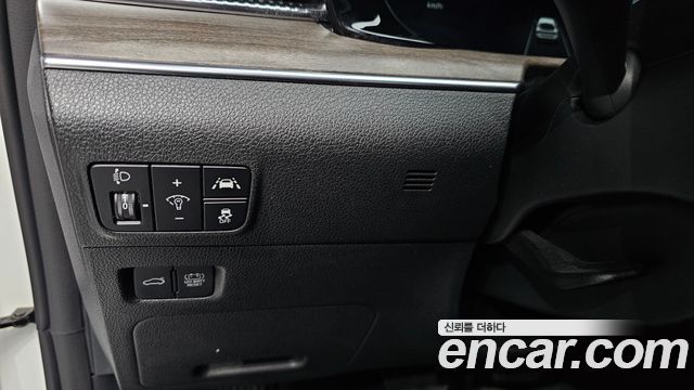 Kia K5 2021 — photo 25
