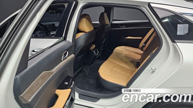 Kia K5 2021 — photo 28