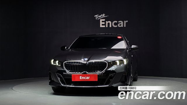 BMW 5-Series 2024 — photo 3