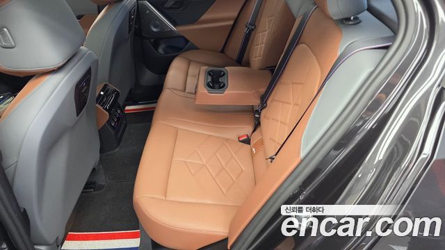 BMW 5-Series 2024 — photo 16