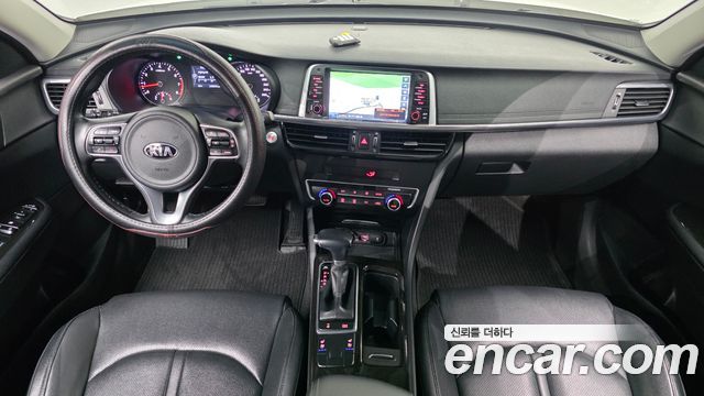 Kia K5 2016 — photo 10