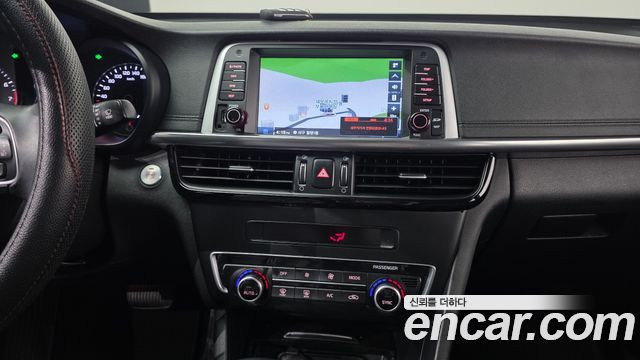 Kia K5 2016 — photo 19