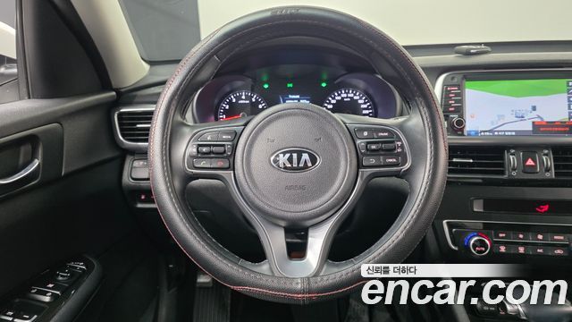 Kia K5 2016 — photo 20