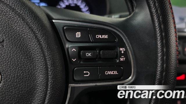 Kia K5 2016 — photo 22
