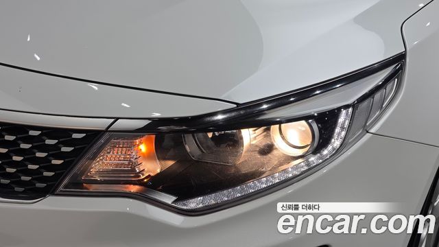 Kia K5 2016 — photo 8