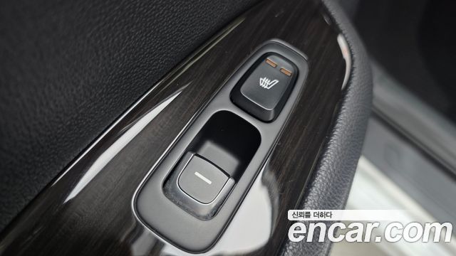 Kia K5 2016 — photo 28