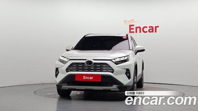 Toyota RAV4 2025 — photo 3