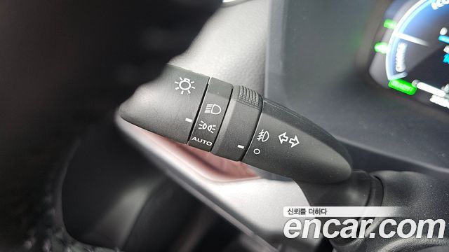 Toyota RAV4 2025 — photo 26