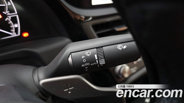 Lexus ES 2025 — photo 30