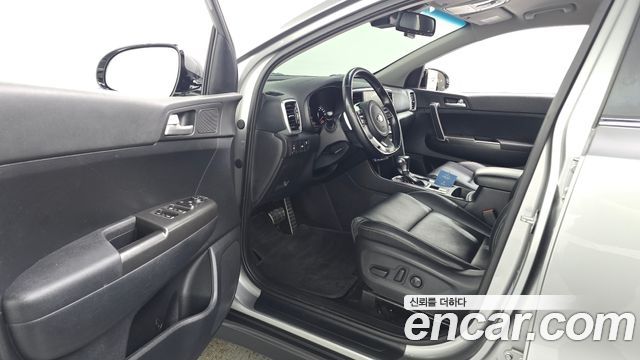 Kia Sportage 2021 — photo 10