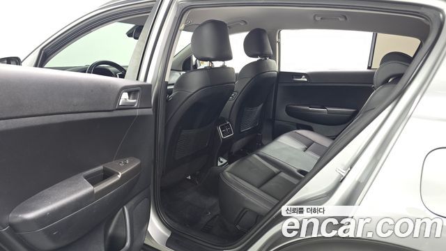 Kia Sportage 2021 — photo 11