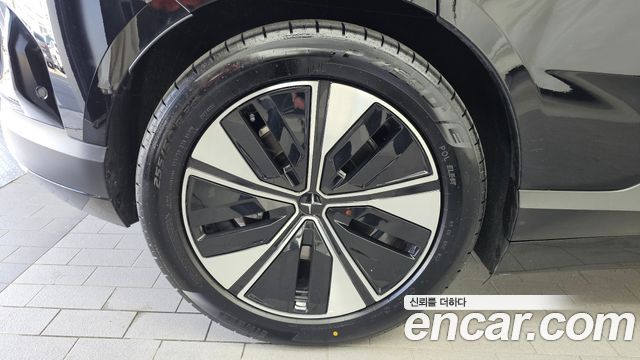 Polestar Polestar 4 2026 — photo 5