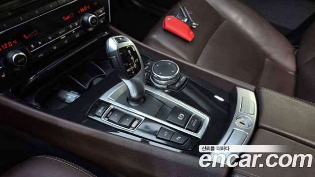 BMW Gran Turismo 2016 — photo 9