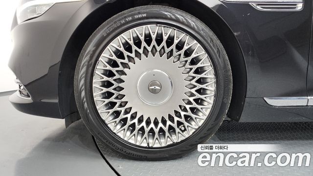 Genesis G90 2019 — photo 5