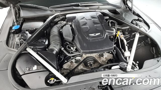 Genesis G90 2019 — photo 6