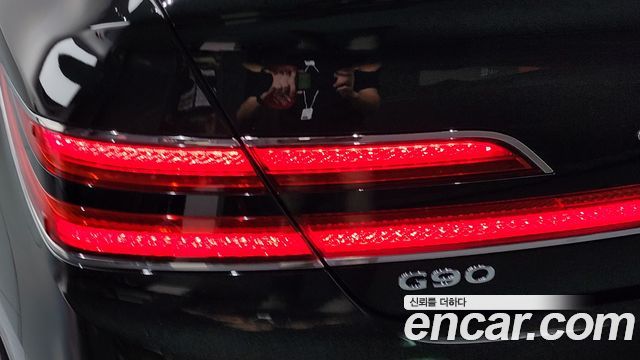 Genesis G90 2019 — photo 9