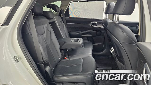 Kia Sorento 2021 — photo 18