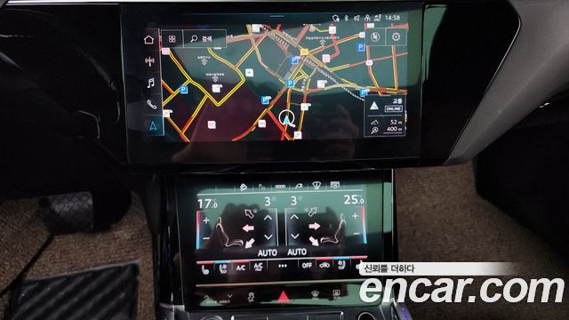 Audi Q8 e-tron 2024 — photo 18