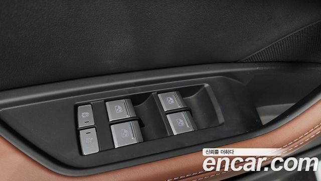 Audi Q8 e-tron 2024 — photo 27