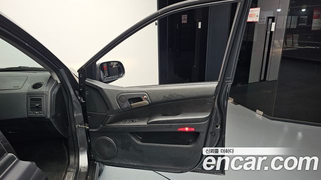 KG Mobility KORANDO 2014 — photo 14