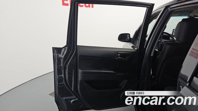 KG Mobility KORANDO 2014 — photo 15