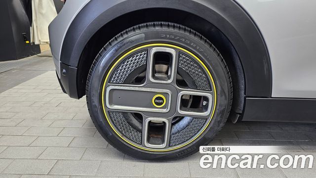 Mini Cooper 2024 — photo 5