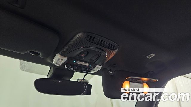 Mini Cooper 2024 — photo 17