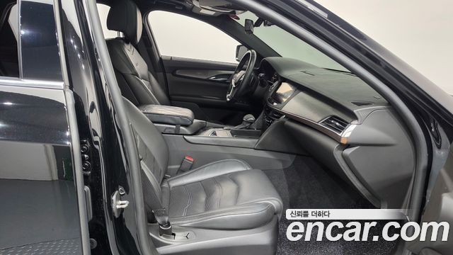 Cadillac CT6 2018 — photo 11