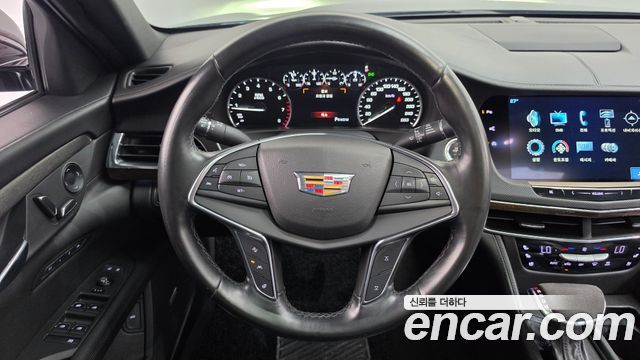 Cadillac CT6 2018 — photo 13