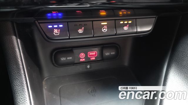 Kia Sportage 2016 — photo 28