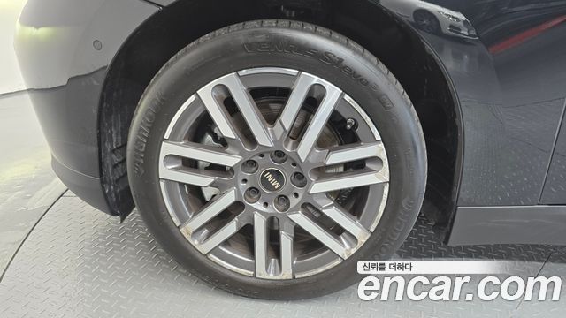 Mini Cooper 2024 — photo 5