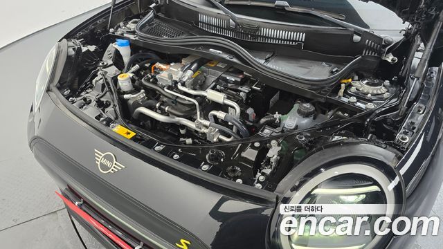 Mini Cooper 2024 — photo 6