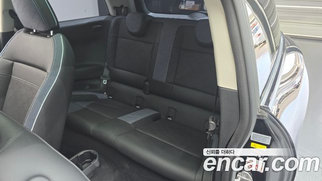 Mini Cooper 2024 — photo 18