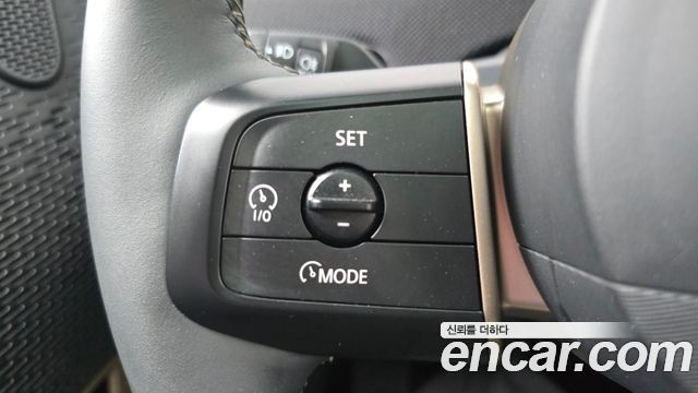 Mini Cooper 2024 — photo 25