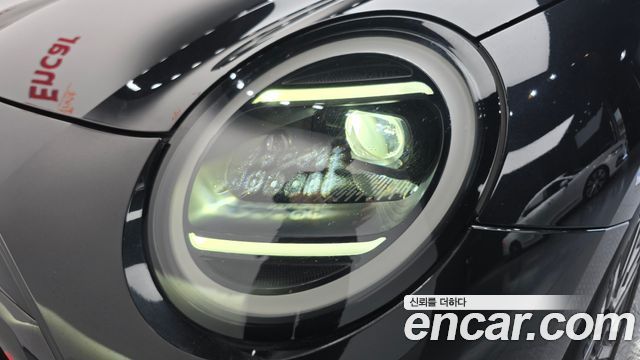 Mini Cooper 2024 — photo 8