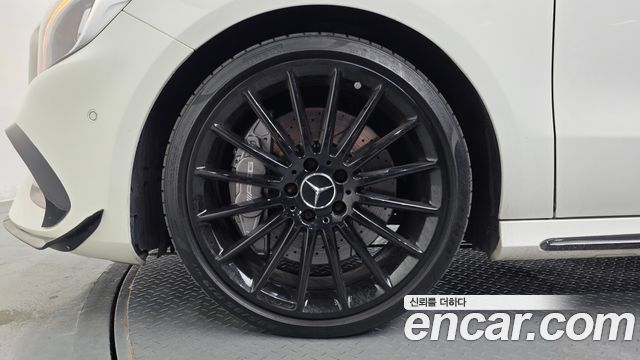 Mercedes-Benz A-Class 2018 — photo 5