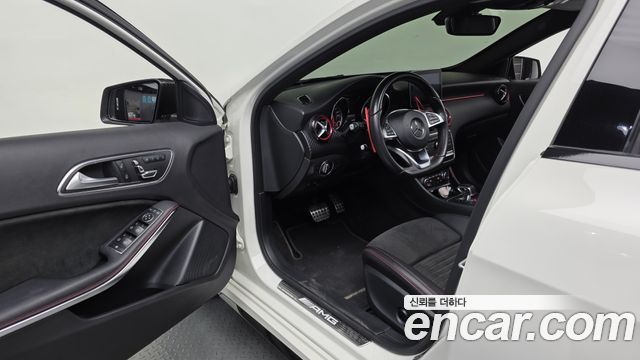 Mercedes-Benz A-Class 2018 — photo 13