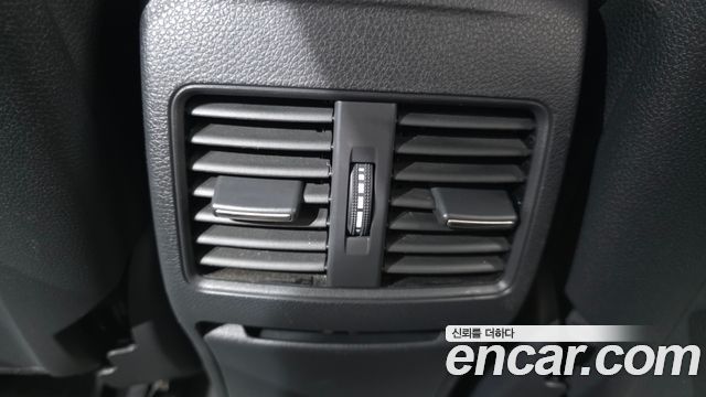 Mercedes-Benz A-Class 2018 — photo 27