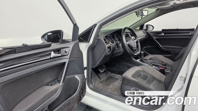 Volkswagen Golf 2015 — photo 13