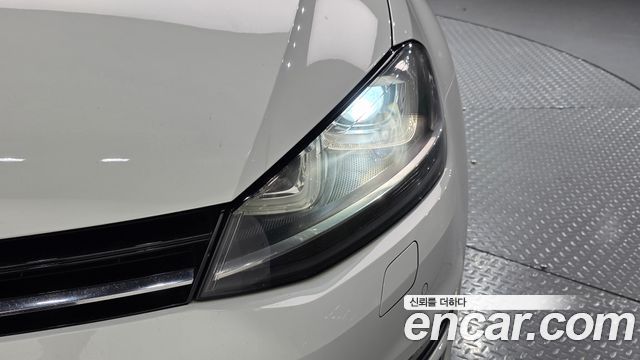 Volkswagen Golf 2015 — photo 8